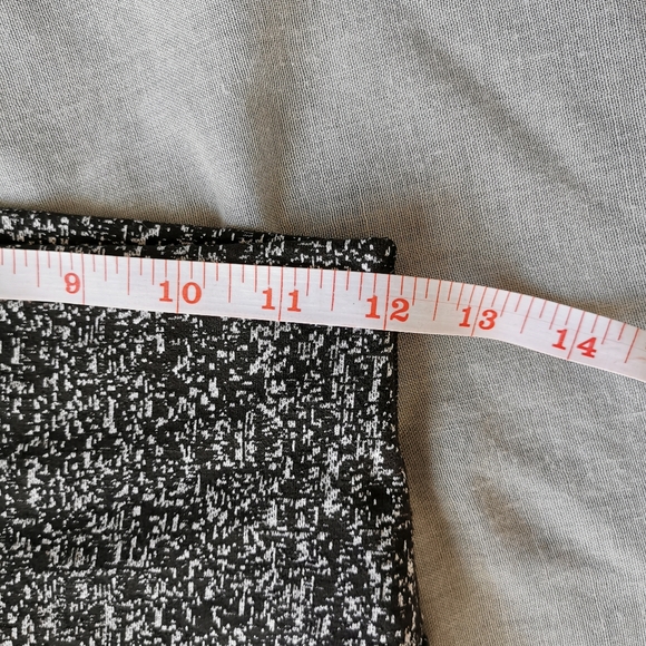 Lululemon Leggings - Picture 4 of 7